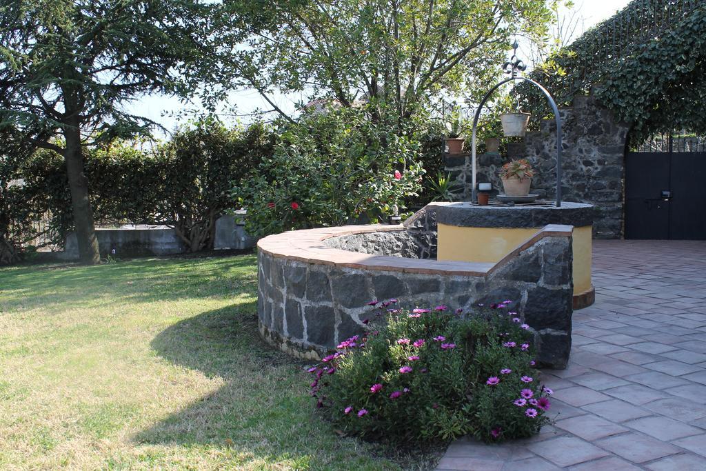 B&B Villa Loriana Milo Eksteriør billede