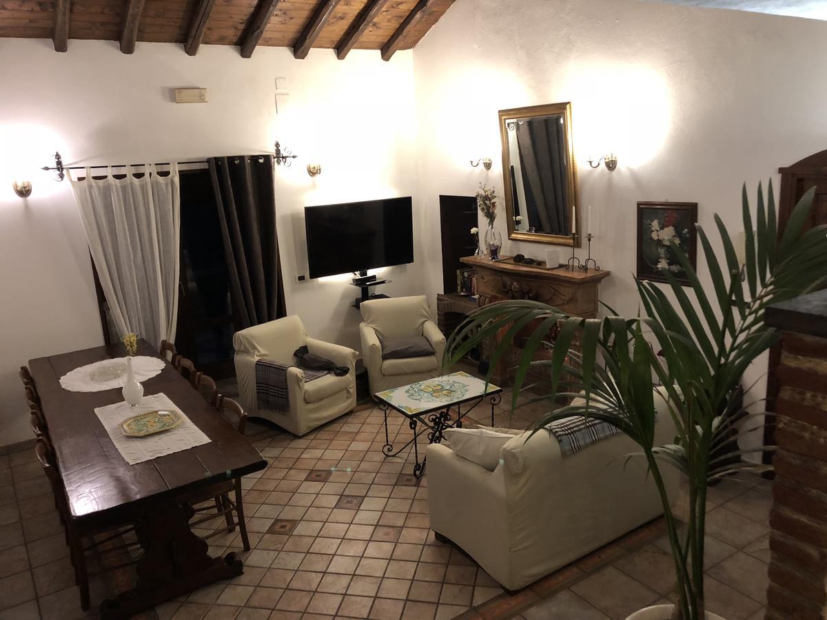 B&B Villa Loriana Milo Eksteriør billede